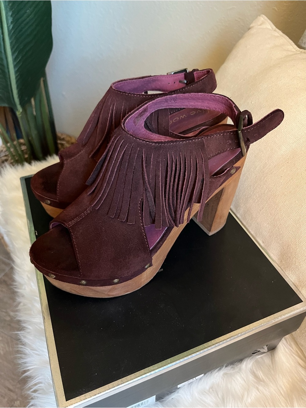 Fringed Suede Platform Sandals in Burgundy